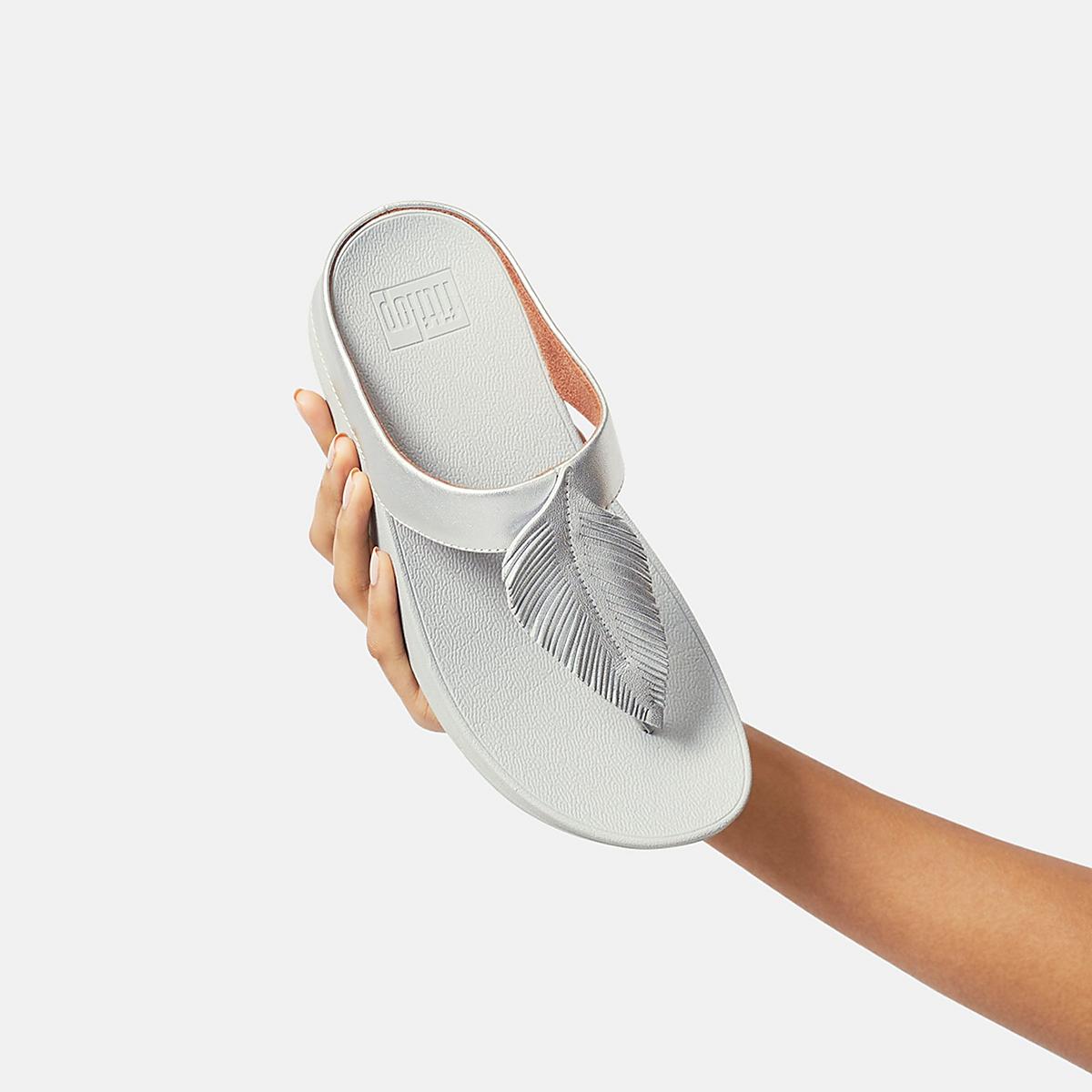 Fitflop FINO Feather Metallic Toe-Post Naisten Sandaalit Hopea | IKH-628310